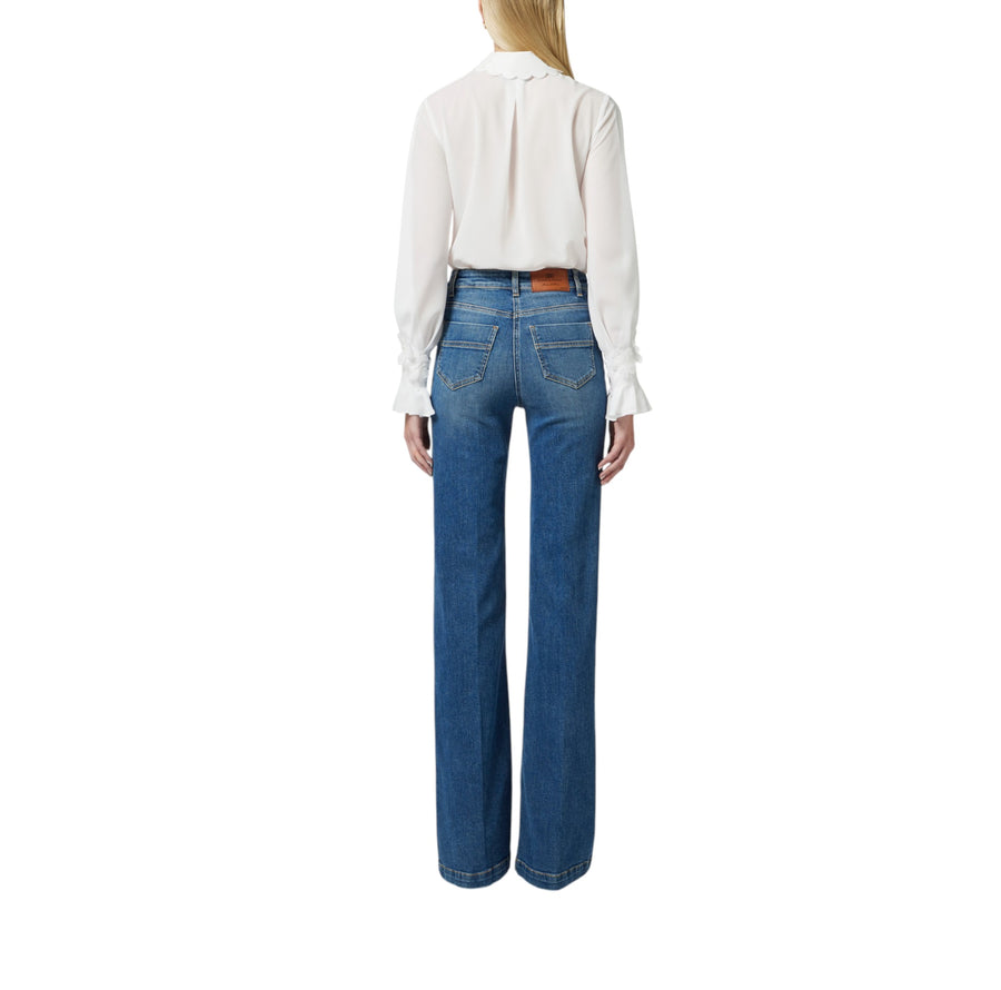 Jeans donna  a zampa con bottoniera