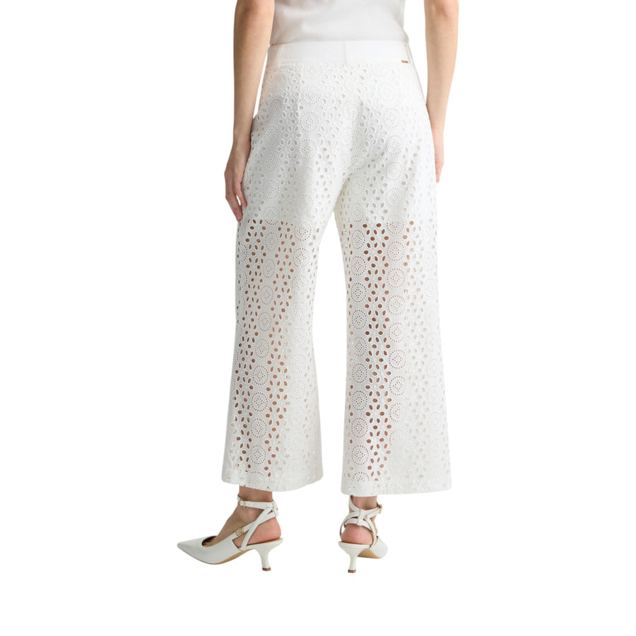 Pantaloni donna cropped con ricami