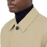 Trench uomo in tessuto tecnico