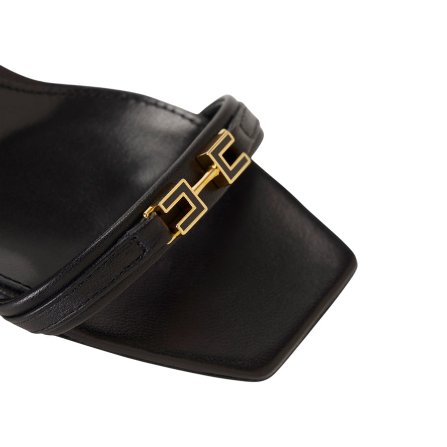 Sandalo donna  in nappa con morsetto smaltato