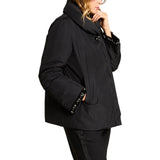 Piumino donna ricamato a mano