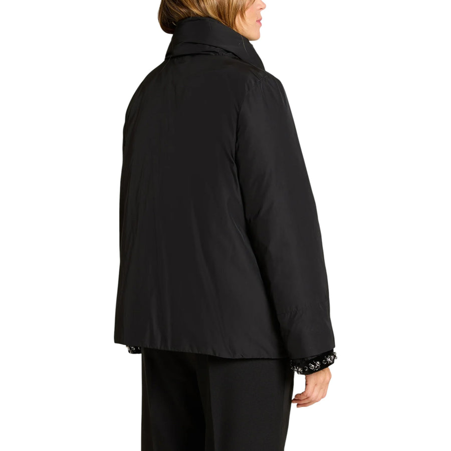 Piumino donna ricamato a mano