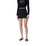 Shorts donna in crêpe leggero con pinces