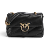 Borsa donna a tracolla media Love Bag Puff in nappa trapuntata con fibbia gioiello