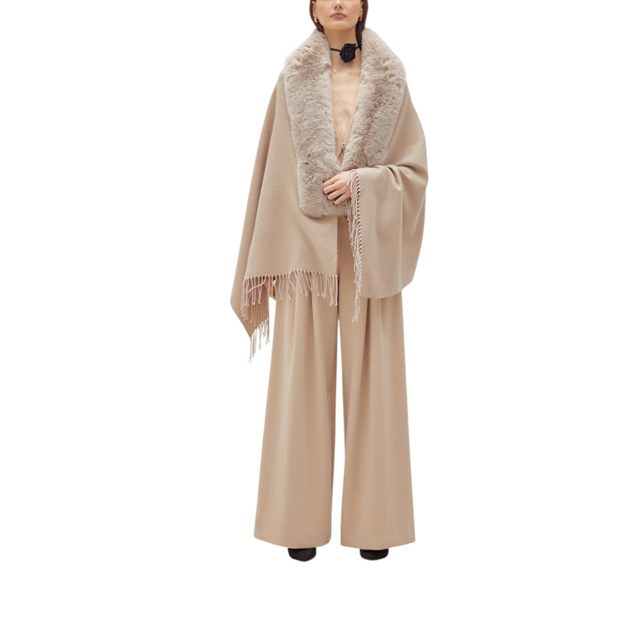 Stola donna in maglia con collo faux fur