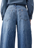 Jeans donna flare con dettagli laserati