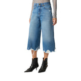 Jeans donna bermuda lungo con orlo distressed