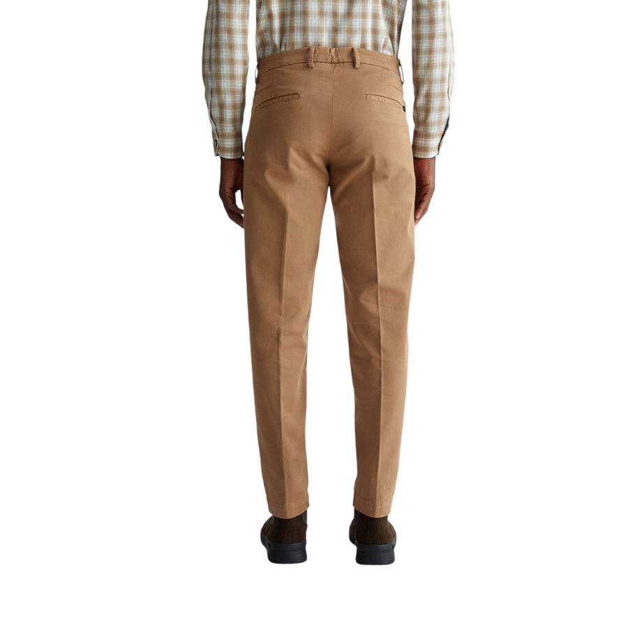 Pantaloni chino marroni uomo