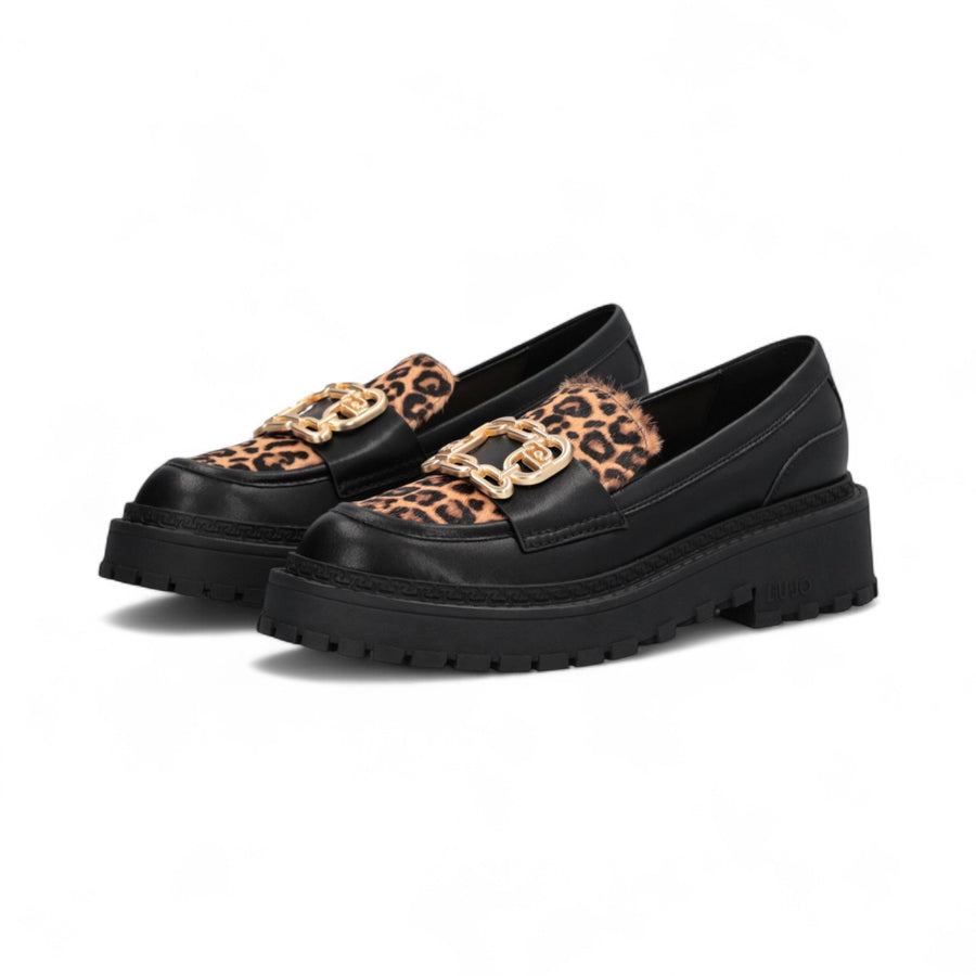 Mocassino donna con dettaglio in cavallino nero