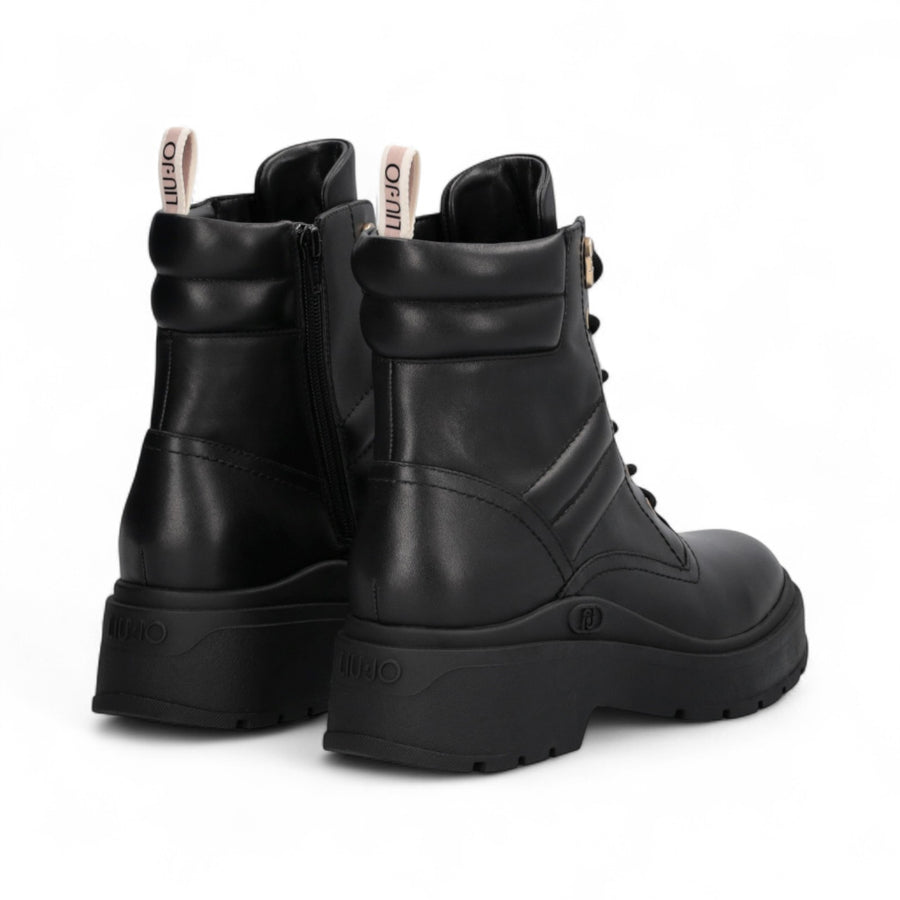 Anfibi donna in pelle