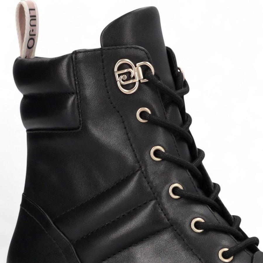 Anfibi donna in pelle