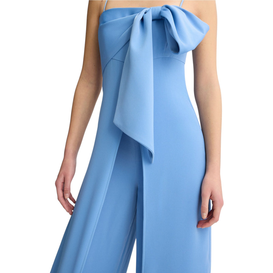 Tuta donna azzurra elegante con fiocco
