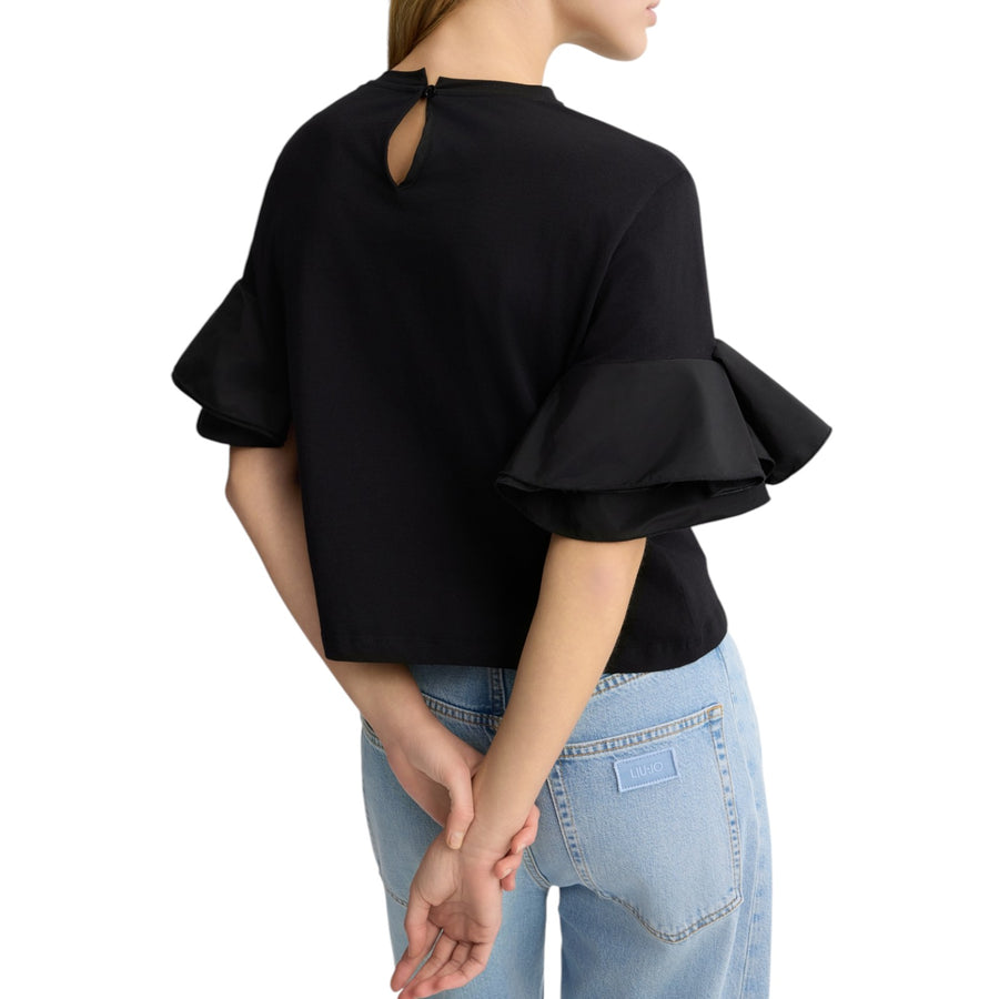 T-shirt donna nera con volant nera