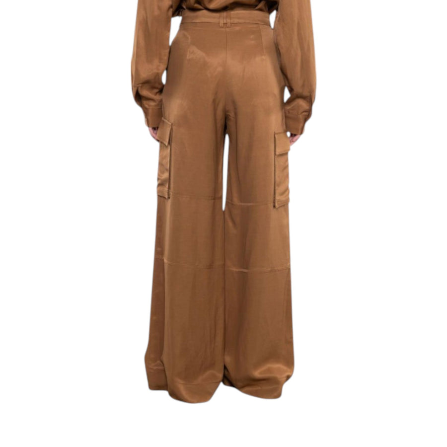 Pantaloni donna linea dritta impunturati con tasche