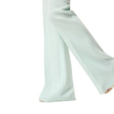 Pantaloni donna svasati con piega stirata