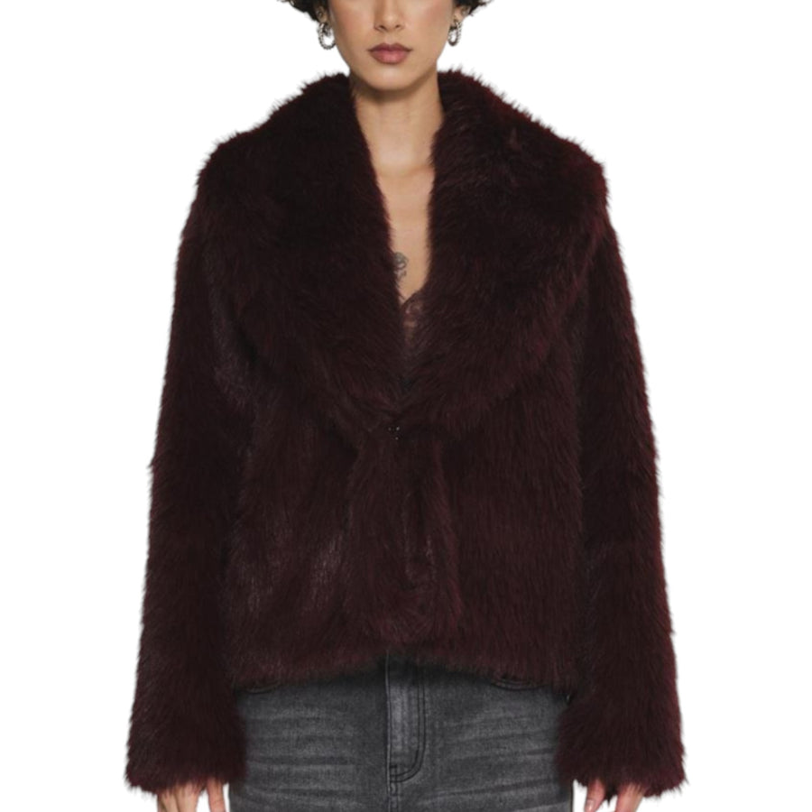 Ecopelliccia donna corta con collo sciallato