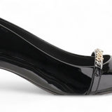 Décolleté donna con decorazione