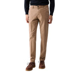 Pantaloni uomo chino in gabardine
