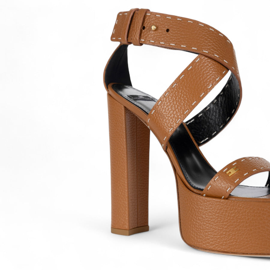 Sandali donna in pelle bottalata con plateau