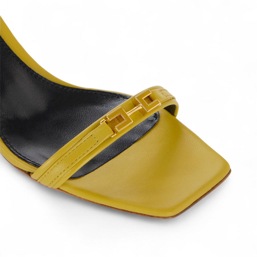 Sandalo donna in nappa con morsetto smaltato