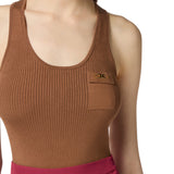 Top donna in maglia a costine con taschino