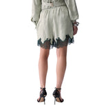 Short donna jacquard con dettagli in pizzo