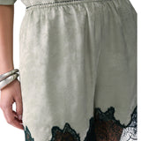 Short donna jacquard con dettagli in pizzo