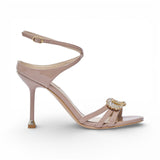 Sandali donna in vernice con logo gioiello