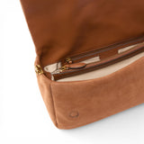 Borsa a tracolla media Love Bag Click Soft Horizontal Handle in suede
