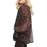 Blusa donna over stampa animalier con foulard