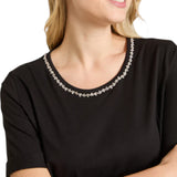 T-shirt donna con scollo ricamato