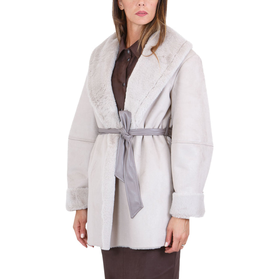 Cappotto donna corto reversibile in montone sintetico