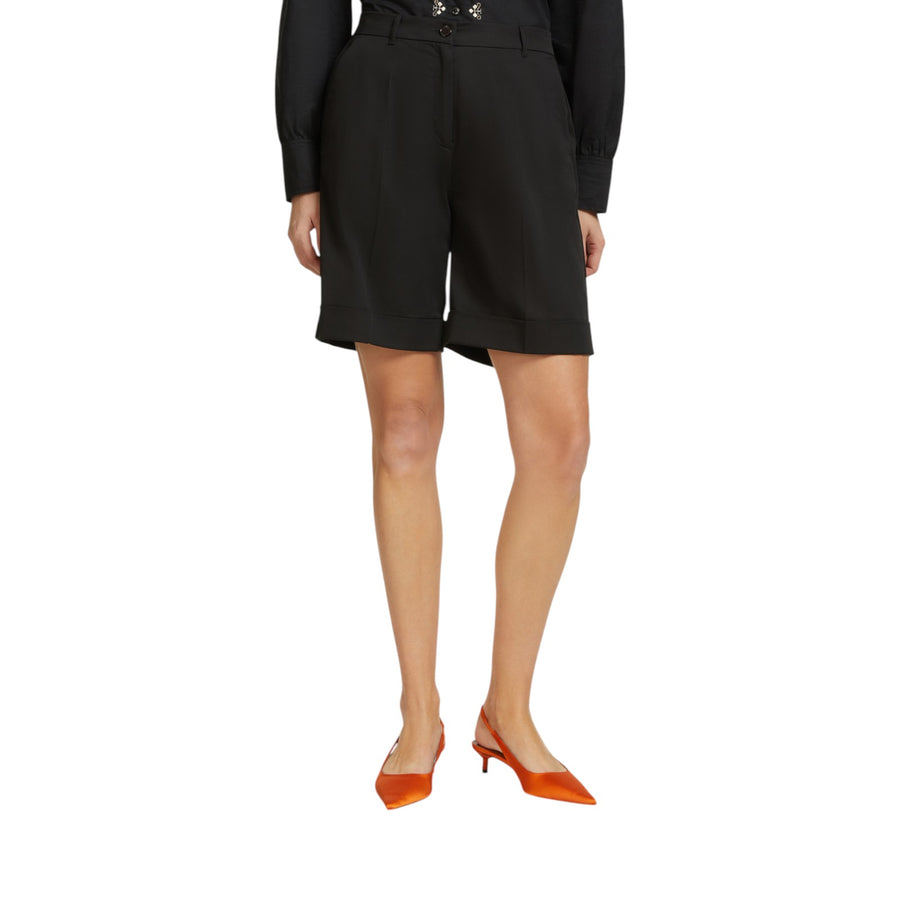 Pantaloni donna corti
