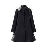 Cappotto donna trapezio con pannelli lucidi sulle spalle