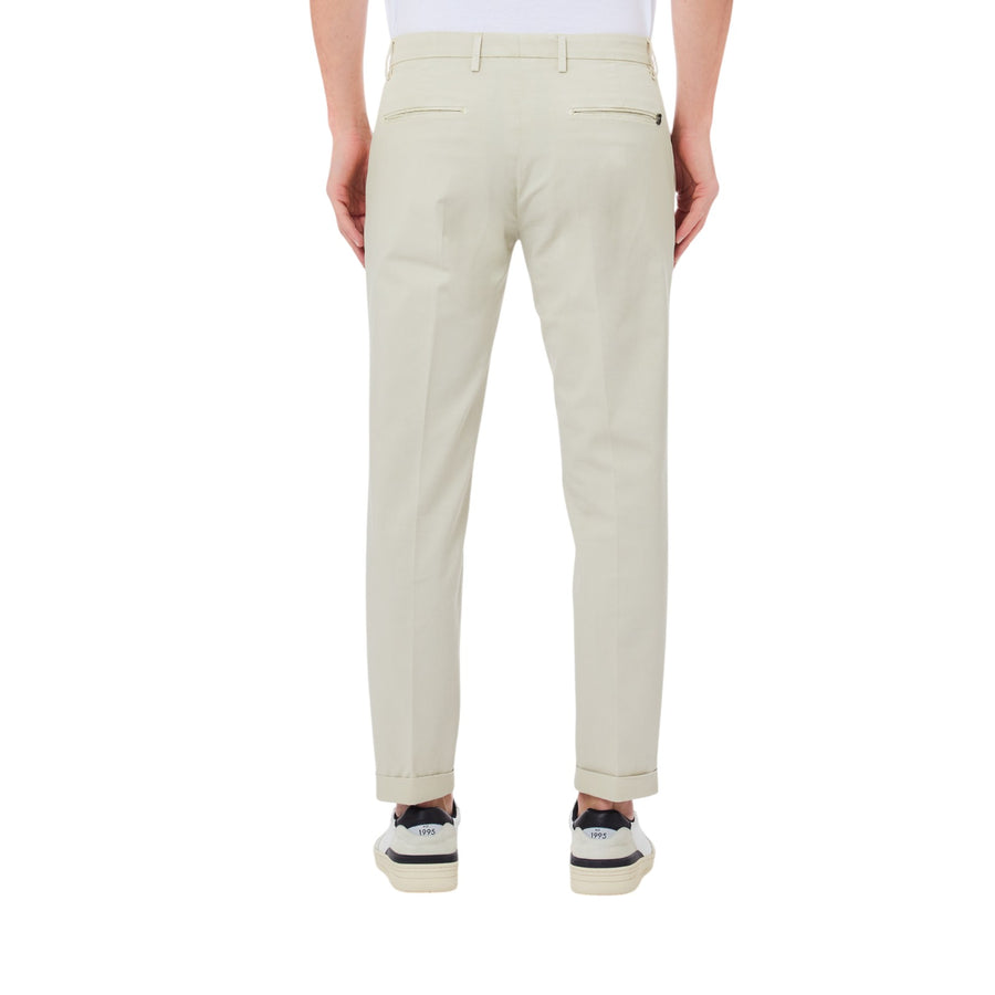 Pantaloni chino slim fit